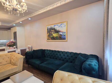 Shitet 3+1+2 ne Astir