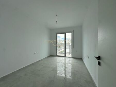 SHITET APARTAMENT 2+1 NE GOLEM