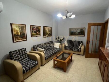 Apartament 2+1 me Qira ne Vasil Shanto 600 € /Muaj