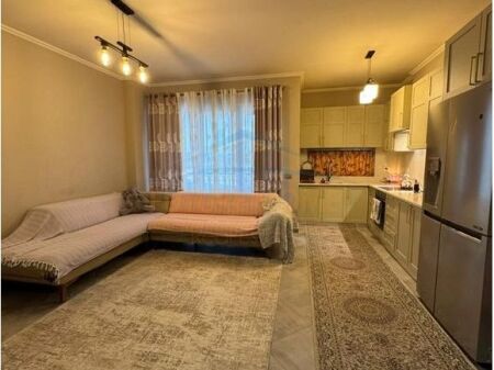 Shitet,Apartament 2+1+2, Kompleksi Tower Bridge,Rruga e Dibres.