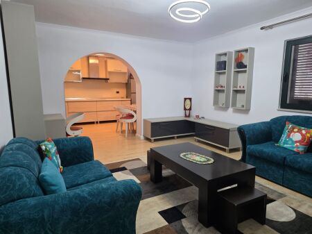 Appartamento 1+1 in vendita in Via Elbasan.