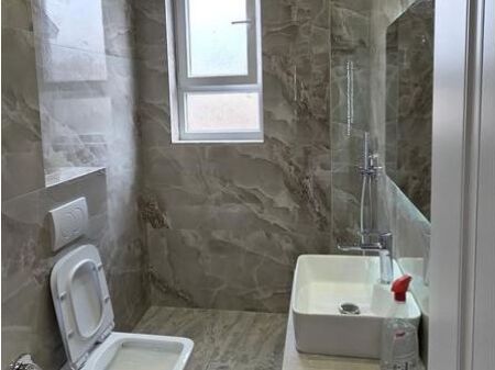 Shitet Apartament 2+1 tek Rruga Bardhyl