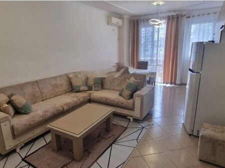 Appartamento 2+1+2 con Balconi in Affitto ad Astir!