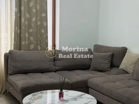 Qera | Shtëpi private 2 + 1 | Sauk | 600 €/muaj.