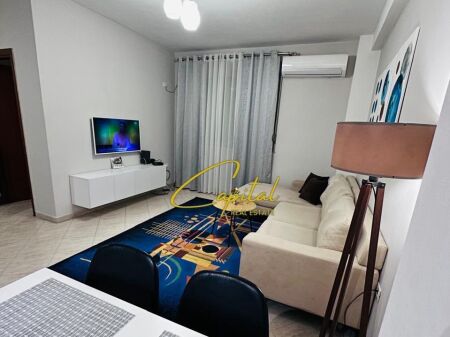 APARTAMENT ME QIRA 1+1 RRUGA E KAVAJES 58.000 LEKE