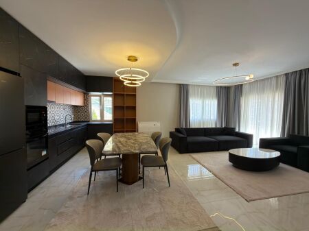 APARTAMENT 2+1+2+ POST PARKIMI | ME QIRA | LIQENI I FARKËS