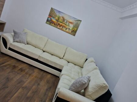 JEPET ME QIRA APARTAMENT 2+1 – ASTIR, KOMPLEKSI FRATARI, TIRANË
