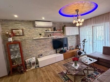 Apartment 3+1- For Sale - Commune of Paris, Tirana ID: 530581007-176