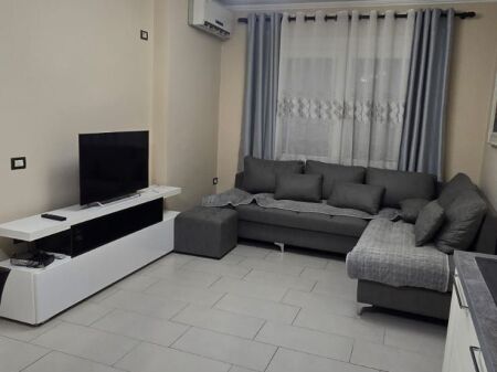 🏢Astir,prane Intesa Sanpaolo jepet me qera apartament 2+1+2,i mobiluar 560Euro