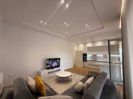 Jepet me qira apartament 2+1+2