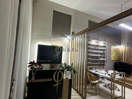 Fully Equipped Beauty Salon for Sale or Rent in Astir