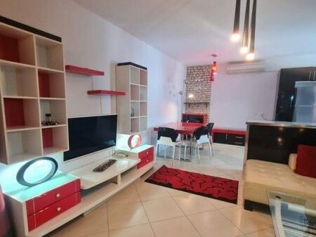 Appartamento in affitto 2+1+2 bagni, presso il Complesso Magnet