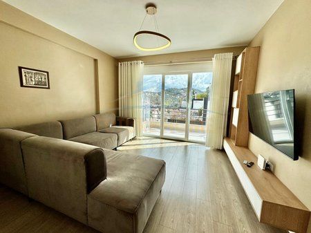 Shitet, Apartament 2+1+2, Liqeni i Thatë,Tiranë
