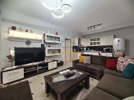 Affitto, Appartamento 2+1+2, Yzberisht