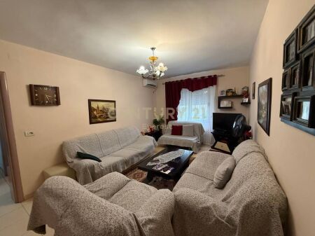VASIL SHANTO, 3+1 APARTAMENT PËR SHITJE