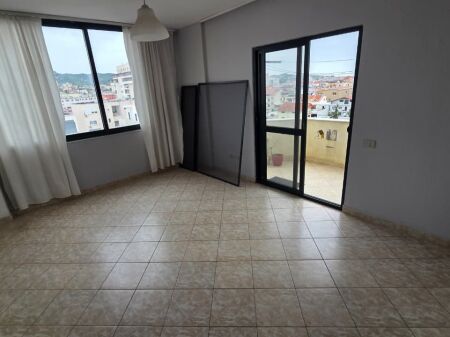 Affitto, Appartamento 2+1, Quartiere 18, Durazzo