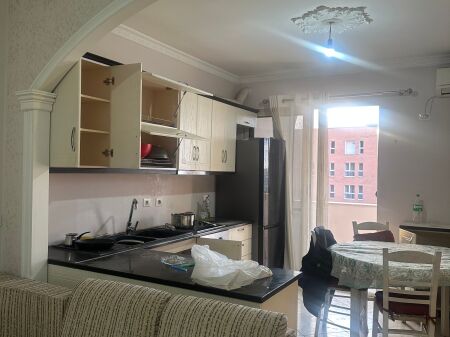 Appartamento 2+1 vicino alla villa L con 350€