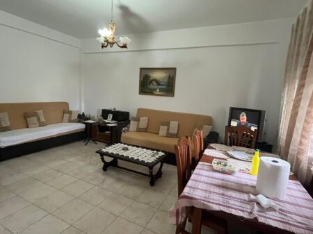 Affittasi appartamento 2+1, vicino a Vala park