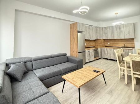 🏡 Appartamento 1+1 in Affitto con Veranda & Posto Auto