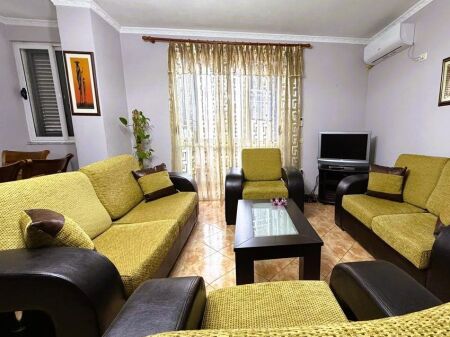 Apartament 1+1 per qira, në Don Bosko, 50.000 ALL