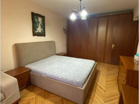 Affitto, Appartamento 2+1, Myslym Shyri, Tirana.