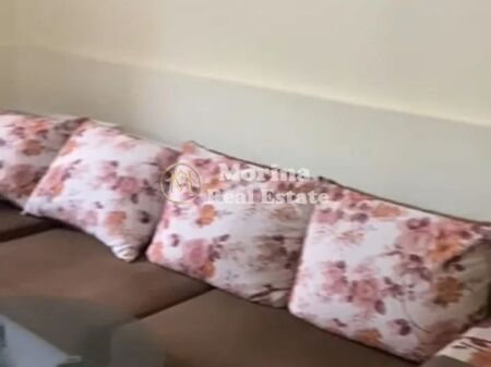 Qera | Shtëpi private 1 + 1 | Qytet Studenti | 250 €/muaj