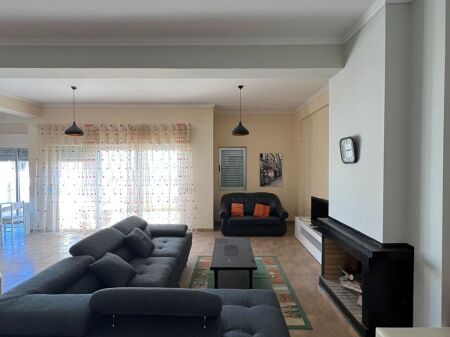 Apartament per qera 3+1+2+post parkimi - Liqeni i Thate