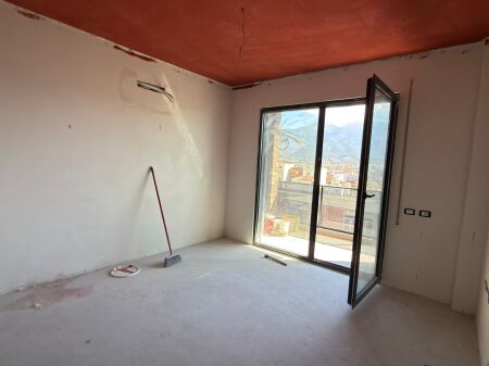 5 MAJI APARTAMENT 2+1 PER SHITJE!