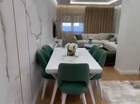 Appartamento in affitto 2+1 con 2 posti auto vicino al giardino botanico