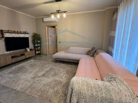 Shitet,Apartament 2+1+2, Kompleksi Tower Bridge