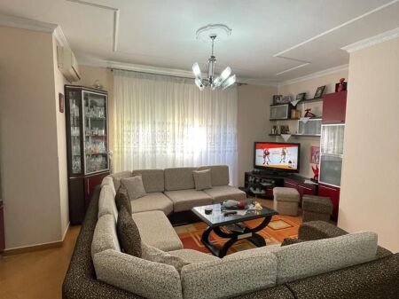 For rent 2+1+1 DON BOSKO AT DELUXE BAR 550 thousand lek