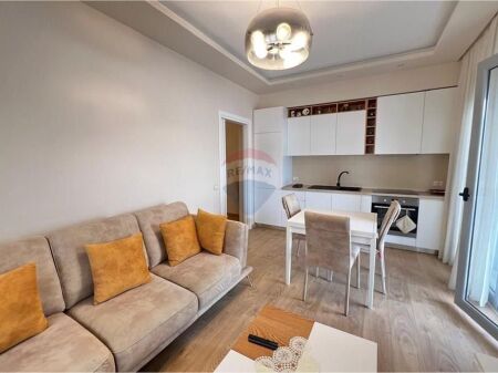 🏖️ Appartamento 2+1 in Affitto – Prima Linea, Via Dhimitër Konomi, Vlora