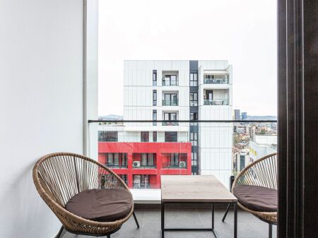 Appartamento Premium 1+1 + Posto Auto e Amministrazione Inclusi 🔑 📍 Posizione: Complesso Arlis, Via di Dibra (Farmacia 10) 💰 Prezzo: 750 Euro/mese (Include Posto Auto e Spese Condominiali)