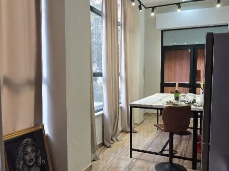 Ambient Komercial për Shitje – Rruga Naim Frashëri