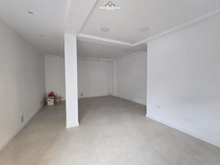 Dyqan Me Qera Tek Rruga e Durresit (ID BD21855) Tirane