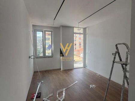 SHITET APARTAMENT 1+1 TE 21 DHJETORI 158.000 EURO