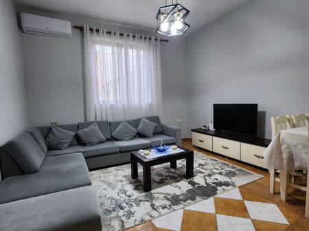 Vile 1 Kateshe ( Ali Dem - Idriz Dollaku ) 2+1 me Oborr, 3 Vende Parkimi | 600€/muaj
