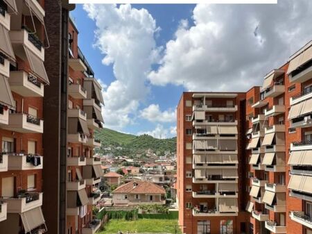 Monolocali in affitto a Golden Park