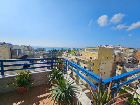 SHITET SUPER PAPAFINGO ,PLAZHI ILIRIA, DURRËS