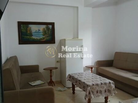Qera | Shtëpi private 1 + 1 | Rruga 5 Maji | 250 €/muaj