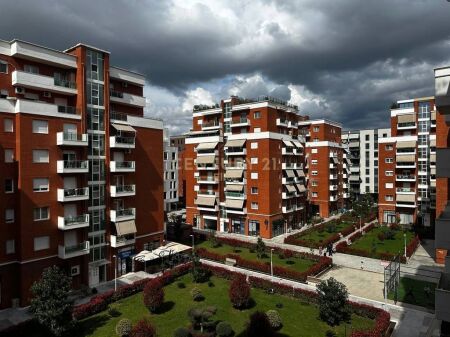 Shitet apartament 2+1+2+2 Poste parkimi, Rezidenca Sima-com