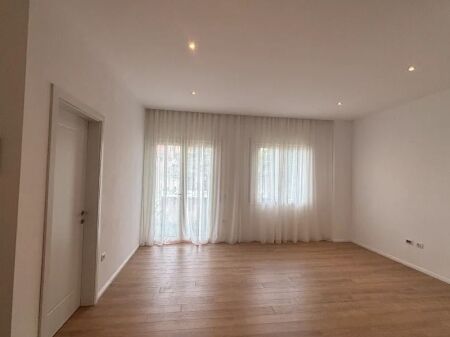 Affitto | Appartamento 1 + 1 | Ali Demi | 500 €/mese