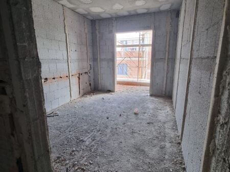 Apartament 2+1, Paskuqan!