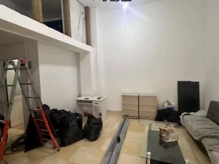 Service premises for rent Astir