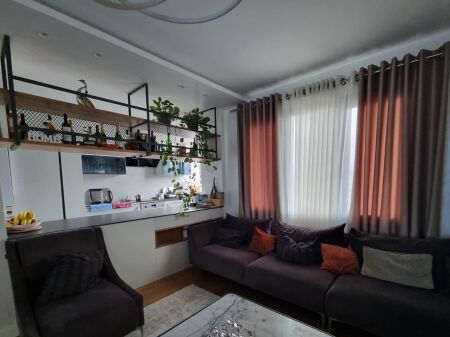Apartament per shitje 2+1 te Stadiumi Dinamo