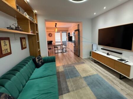 In vendita, Appartamento 2+1, Blloku