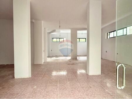 Warehouse/Storage - For Rent - Paris Commune, Tirana