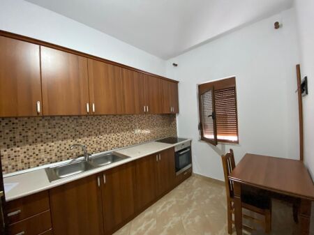 Jepet me qira Garsoniere