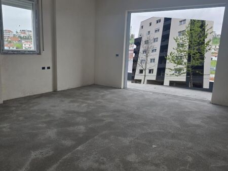 APARTMENT FOR SALE IN PASKUQAN