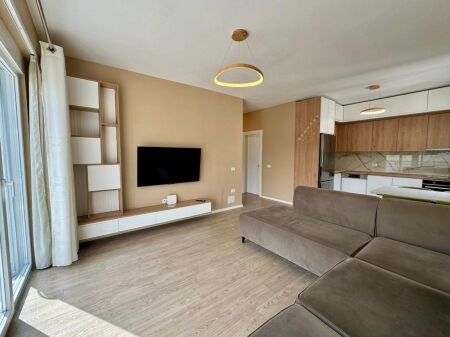 📣Shitet Apartament 2+1 te Kompleksi FZ te Liqeni i Thate.